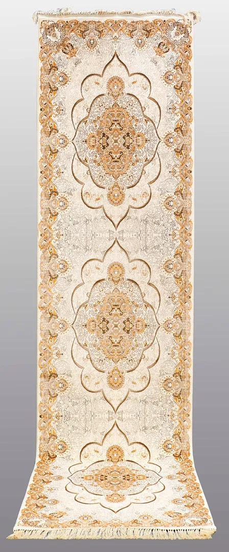 ORIENTMATTA. Maskintillverkad gallerimatta, 403 x 99 cm.
