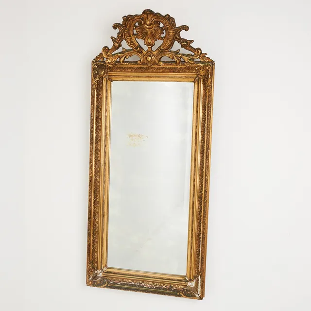 SPEGEL, 1800-talets andra hälft, bronserad, fasettslipat glas, dekor i pastellage, genombrutet krön.