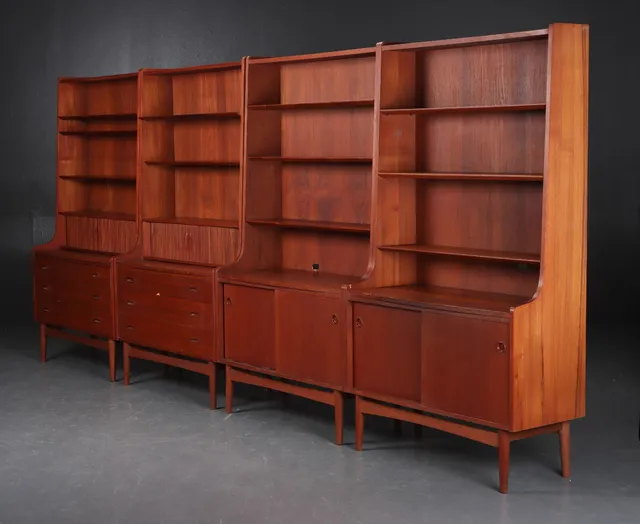 Johannes Sorth. 'Bornholmer-reolen' made in teakwood (4)