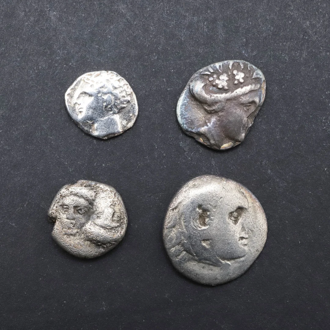 GREEK COINS: FOUR SMALL DENOMINATION COINS TO INCLUDE HISTIAIA. — Coins & Banknotes — Lawrences Auctioneers