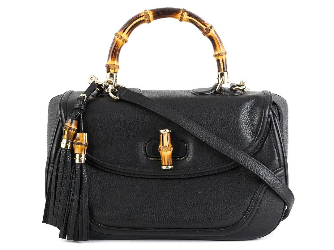 VÄSKA, GUCCI, Bamboo, svart läder, handtag och detaljer i bambu, 36x19x14cm, avtagbar axelrem. — Accessoarer/Väskor — Kaplans