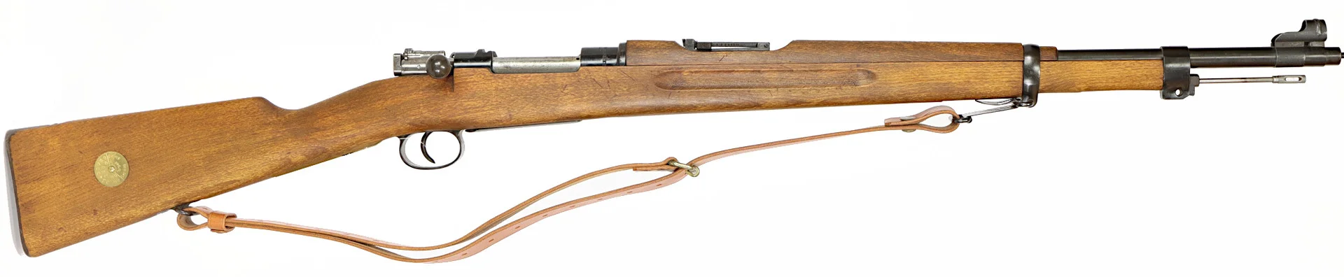 KULGEVÄR, fabrikat Husqvarna, modell m/38, kaliber 6,5x55, tillv.nr 684356, se-nr begagnad. — Military weapons — Walter Borg