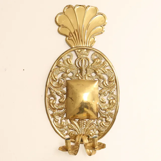 LJUSPLÅT, mässing, barockstil 1900-talets första del.