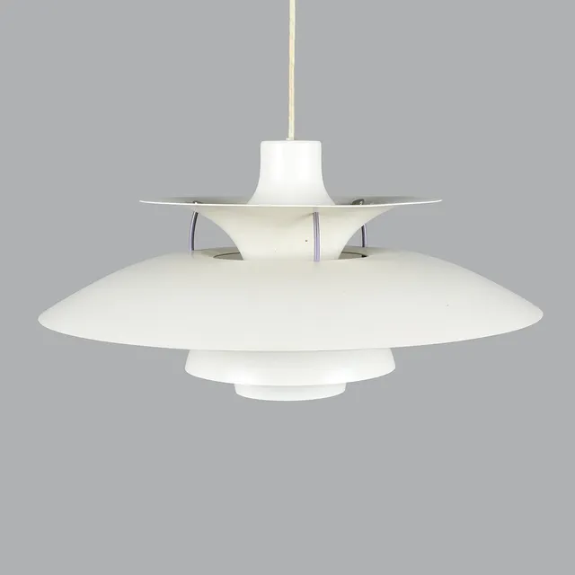POUL HENNINGSEN. Louis Poulsen. PH5 pendel, hvid.