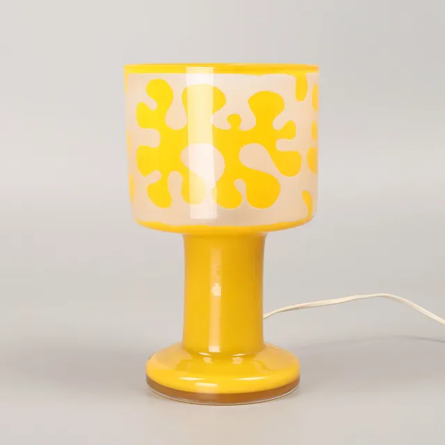 OWE SANDEBERG. Bordslampa, glas, Kosta, Signerad.
