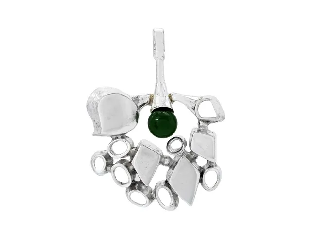 HÄNGE, sterlingsilver, aventurin kvarts, Nordisk Kokusai, Stockholm 1975, höjd 4,5 cm, bredd 3,5 cm, vikt 13,2 g.