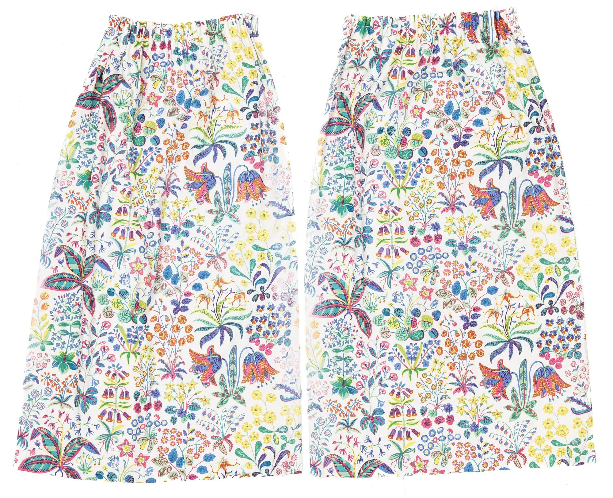 Josef Frank, gardiner, ett par, "Under Ekvatorn", Firma Svenskt Tenn. — Design/Övrigt — Bukowskis