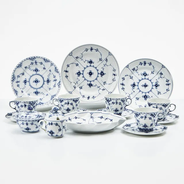 ROYAL COPENHAGEN, servisdelar 13 stycken, Musselmalet.