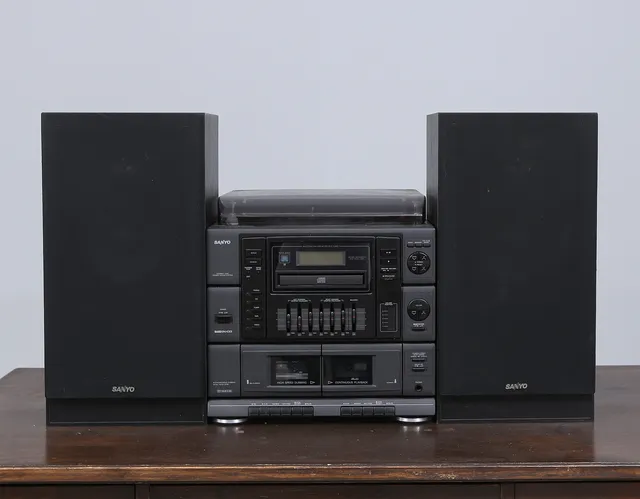 STERIO med HÖGTALARE, Sanyo.