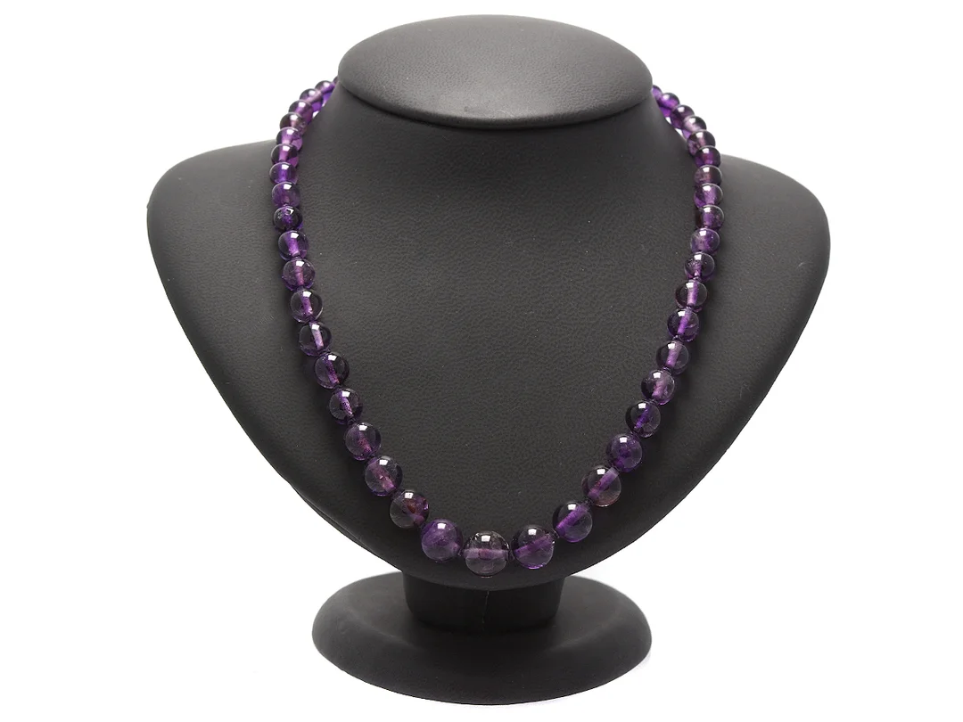 AMETISTCOLLIER med doserade kulor 6 - 11 mm, längd 44 cm, silverlås med ametist. — Smycken/Collier — Kaplans
