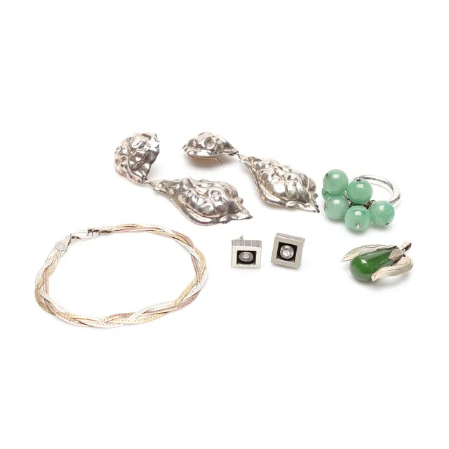 SMYCKEN, 5 delar, silver, bl.a. Italien, samt Finland.