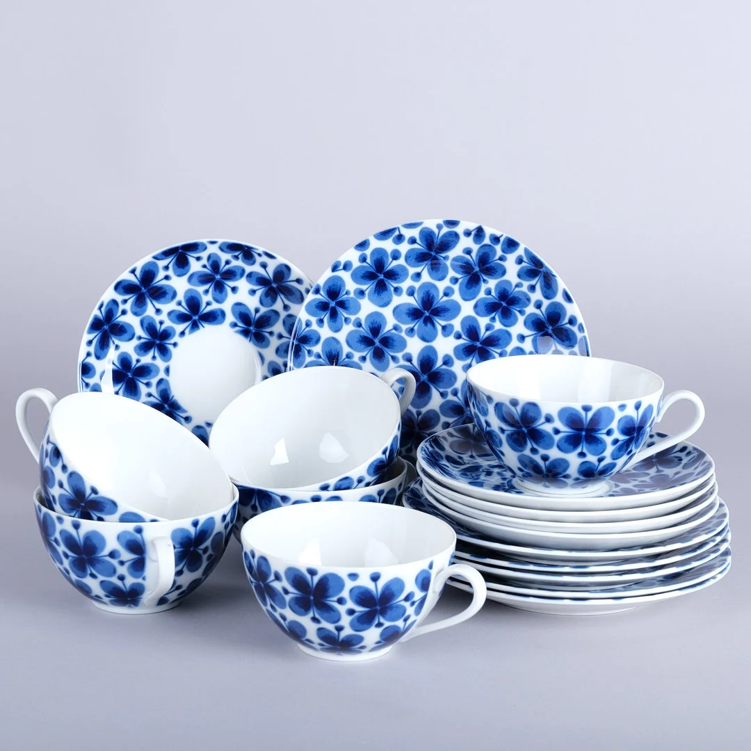 MARIANNE WESTMAN. Kaffeservis, 17 delar, "Mon Amie", Rörstrand, 1900-tal. — Tableware — Wickmans