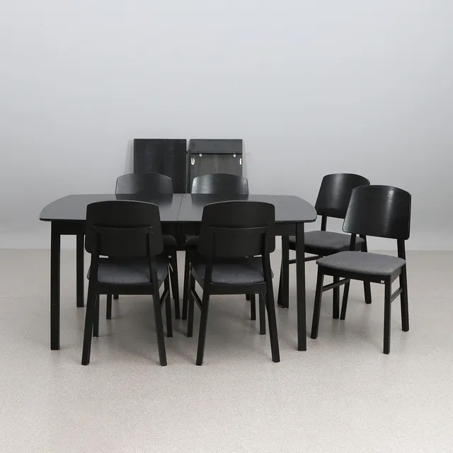 HANS K. MATGRUPP, SJU DELAR. Lackerat trä. Samtida tillverkning.