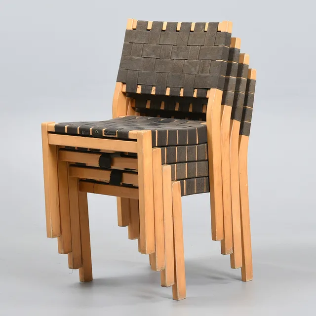 ALVAR AALTO. Sæt af fire stole, model 611, Artek. 20. årh.