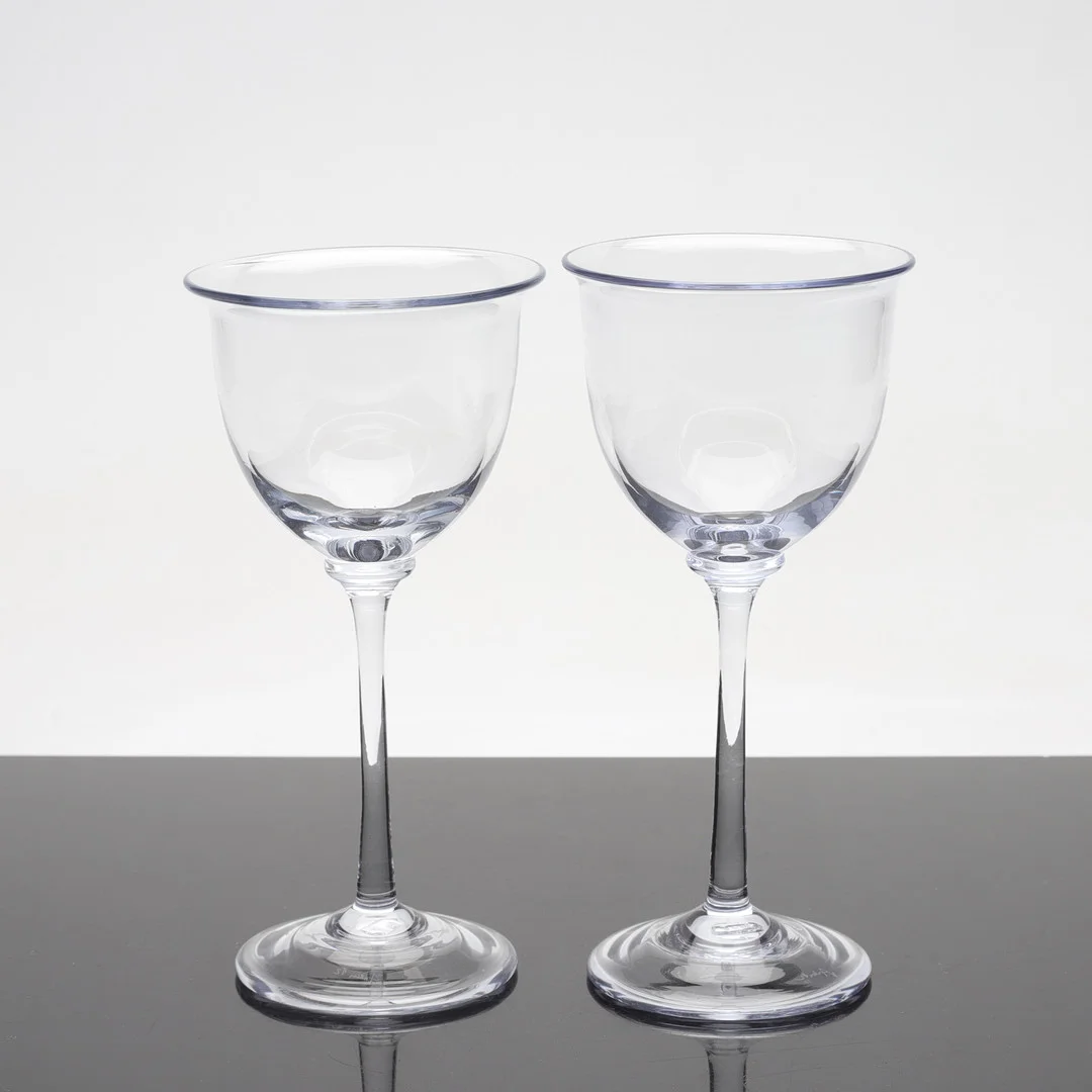 ANDERS WINGÅRD. vinglas, 8 st, Glashyttan på Baskemölla, signerade och daterade. — Utility glass — Gomér & Andersson Norrköping
