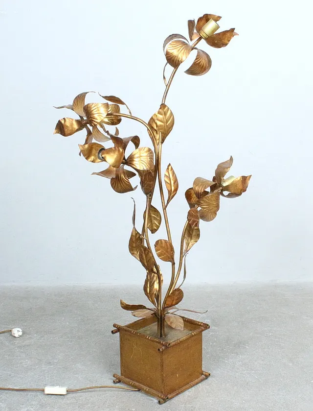 HANS KÖGL. Stehlampe/Stehleuchte, Hollywood Regency, 1970er Jahre.
