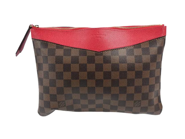 POCHETTE, LOUIS VUITTON, Daily Pouch, monogram canvas, rött läder, guldfärgade beslag, 30x21 cm, märkt TN5109, år 2019, dustbag, kartong.
