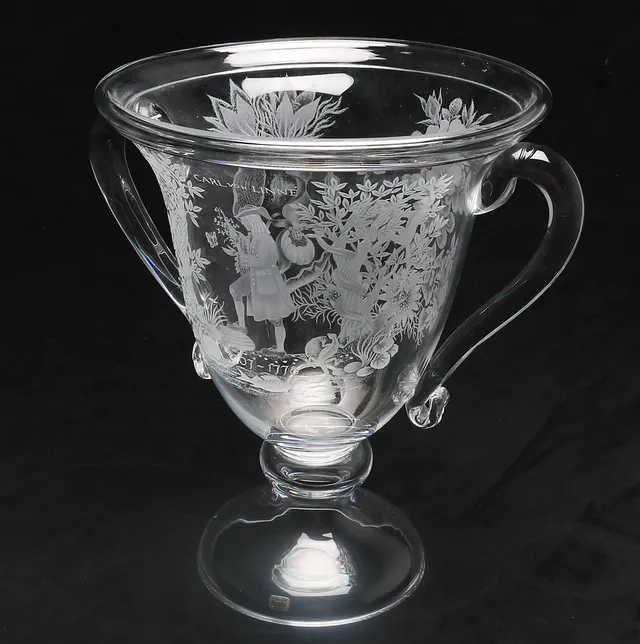 KONSTGLAS, pokal, "Carl von Linné, Lisa Bauer, 1978.