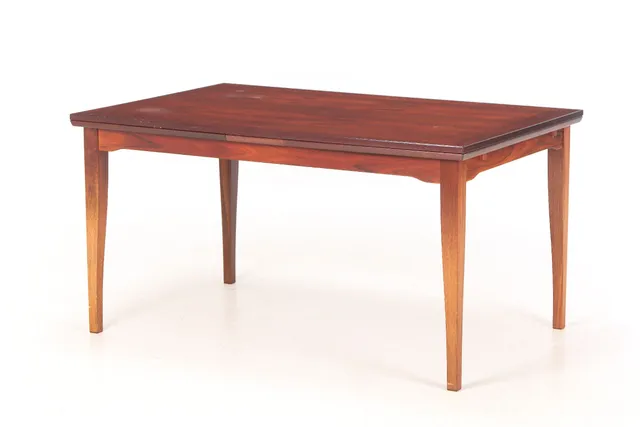 Skovby Furniture Factory. Dining table with Dutch rosewood extension.