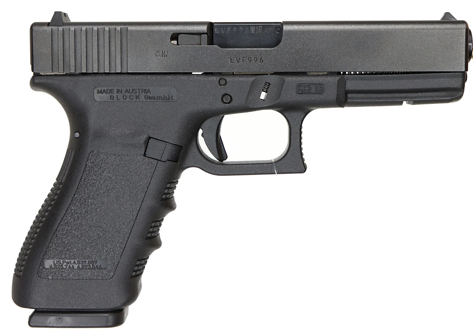 PISTOL, Halvautomatisk, fabrikat Glock, modell 21, kaliber .45 ACP, tillv.nr LVF996, se-nr SE2236882. — Pistols — Walter Borg