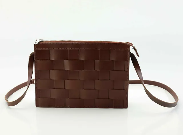 HANDVÄSKA, shoulder bag, "Never small", skinn, Eduards, Sverige.