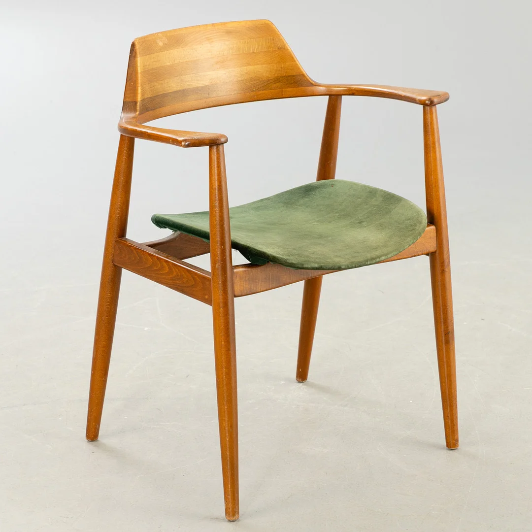 HARTMUT LOHMEYER. Armlehnstuhl Modell '411', Wilkhahn. — Armchairs & Chairs — Stockholms Auktionsverk Hamburg