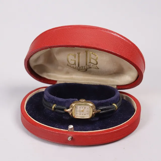 ARMBANDSUR, GUB Glashütte, dammodell.