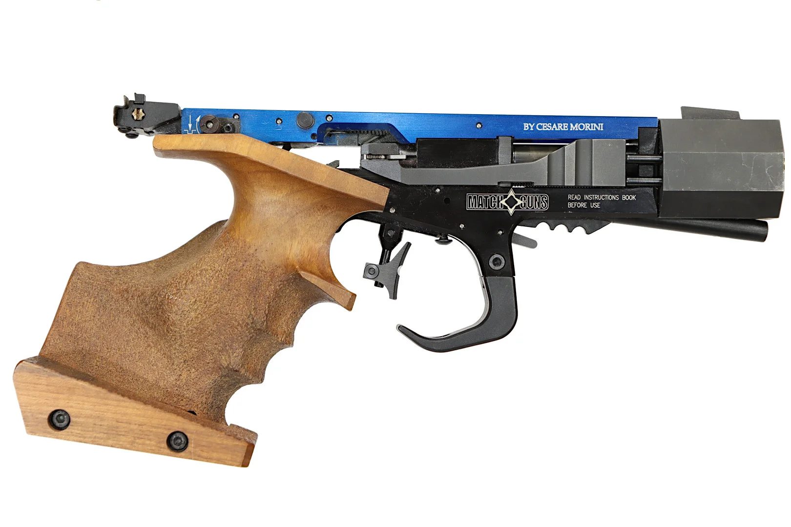PISTOL, fabrikat Match Guns, modell MG-2, kaliber .22lr, tillv.nr 3003, se-nr SE2265063. — Pistols — Walter Borg