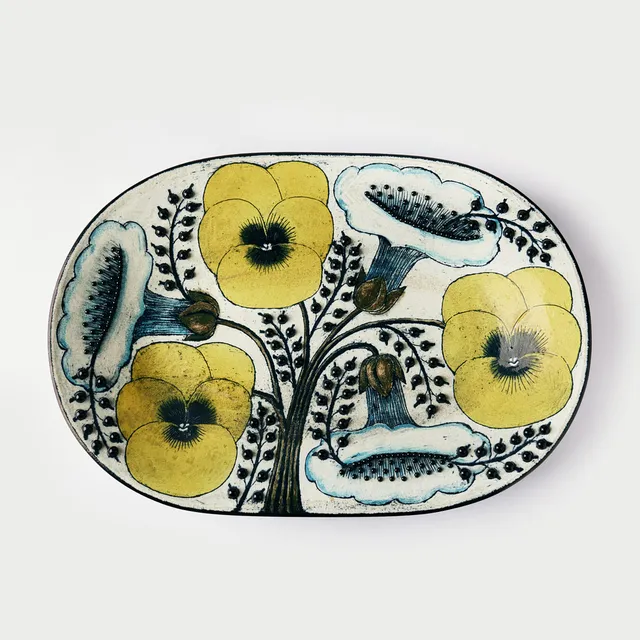 BIRGER KAIPIAINEN. Dish, Arabia, Finland, stoneware, polychrome decoration of pansies and other flowers against light iridescent background and blue pistils in relief.