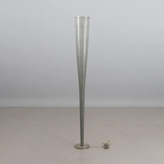 MARC SADLER. FOSCARINI MURANO, GOLVLAMPA. Metall och plast. "Mite Terra". Etikettmärkt ovanpå.