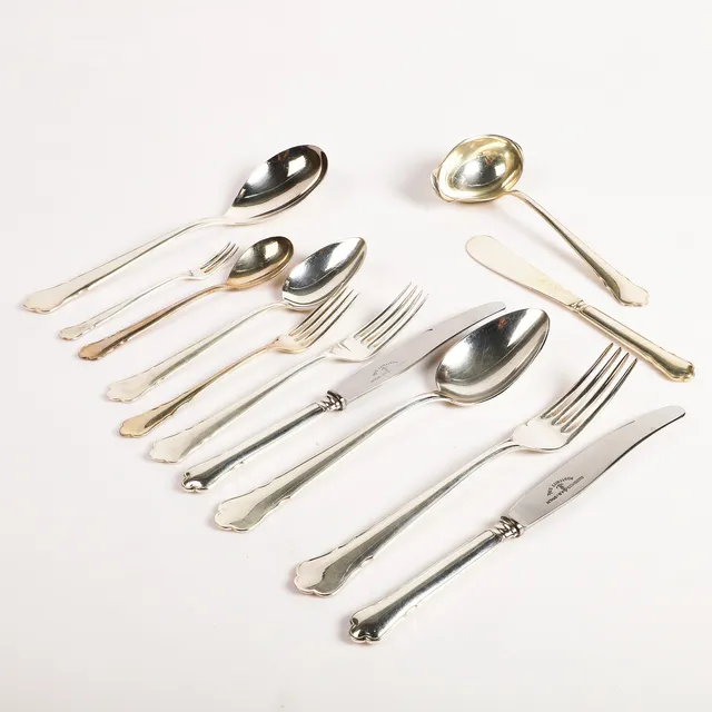 BESTICKUPPSÄTTNING, 75 delar, "Chippendale", nysilver.