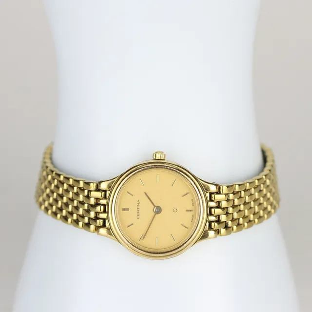 CERTINA. Armbandsur, dam, guld på stål, quartz.