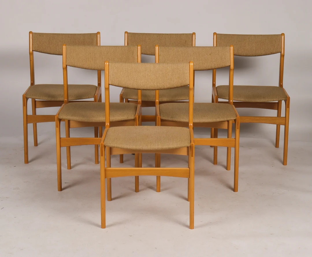 Danish furniture manufacturer, six chairs, oak (6) — Furniture/Chairs — Lauritz