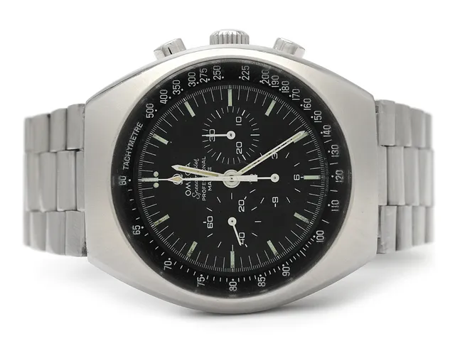 OMEGA, Speedmaster Professional, Mark II, "Tachymetre", Cal 861, Serie nr. 30581475, Ref nr. ST 145.014, Boett nr. 145.014, kronograf, herrur, 41,5 mm, stål, manuell, mineralglas, skadad urtavla, originallänk, viklås, Ref nr. 1162/172, ca 1971.