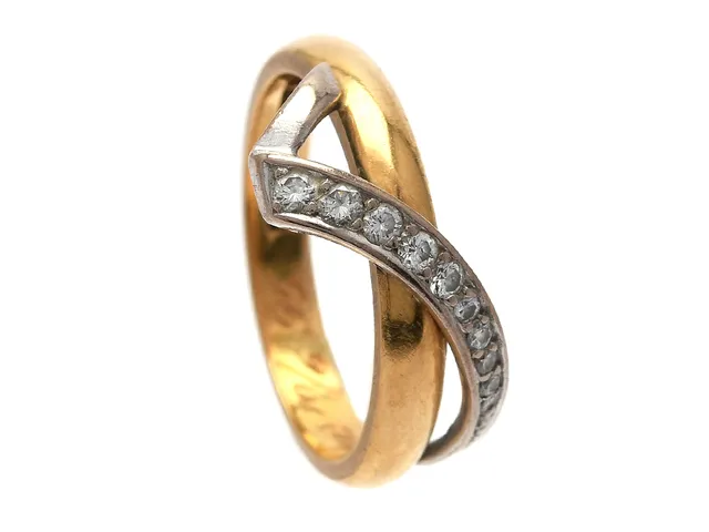 ENGELBERT, ring, 18K guld7vitguld, briljantslipade diamanter 0,14 ctv enligt gravyr, ca TW/VS, stl 16 mm, Stockholm 1995, vikt 3,7 g, gravyr.