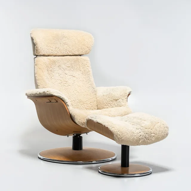 JAHN AAMODT. Fåtölj, med fotpall, "Timeout", Conform, 2000-tal.