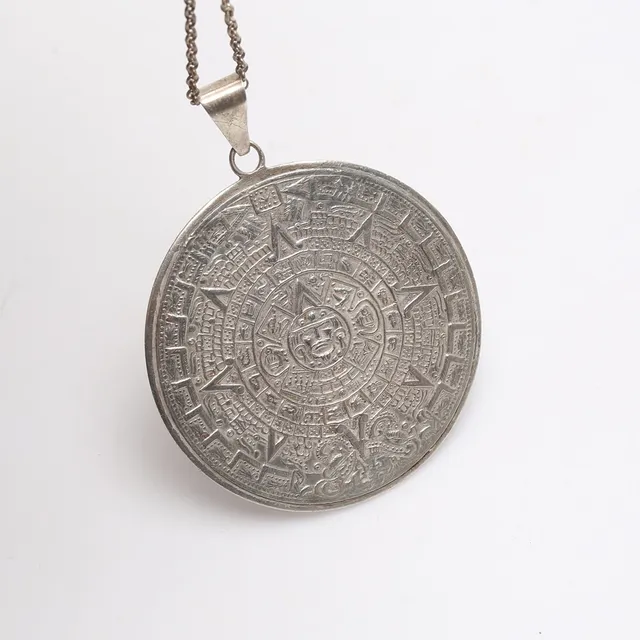 HÄNGE med KEDJA, silver, Solkalender, Maya, Mexico, samtida.