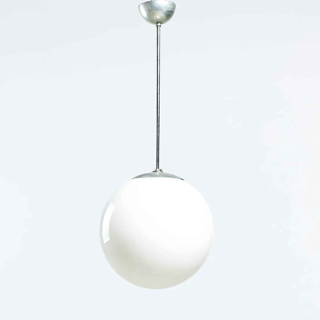 KLOTLAMPA , funkis, stomme i kromad metall, kupa i opalglas, ca 1940-tal. — Ceiling lights — Stockholms Auktionsverk Sickla