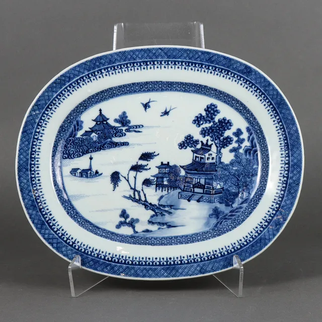 STEKFAT, porslin, Kina, Jiaqing (1796-1820).