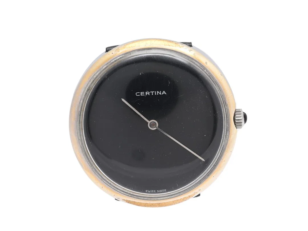 CERTINA, herrur, 35 mm, Boett nr. 827.3890.21, doublé (förgyllningen bortnött), manuell, plexiglas, skadad urtavla, läderband, ca 1975. — Klockor/Certina — Kaplans