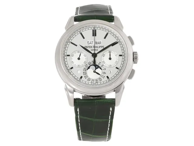 PATEK PHILIPPE, Perpetual Calendar, Cal CH 29-535 PS Q, Serie nr. 5643379, Ref nr. 5270G-001, Boett nr. 4565020, kronograf, herrur, 41 mm, 18K vitguld, manuell, safirglas, evighetskalender (dag, datum, månad, månfas, skottår, natt/dag), glasbaksida/extra bakboett i 18K vitguld (Nr. 4556007), läderband, viklås i 18K vitguld, "Extract from the Archives", såld 28/6 2012, box, ytterkartong.