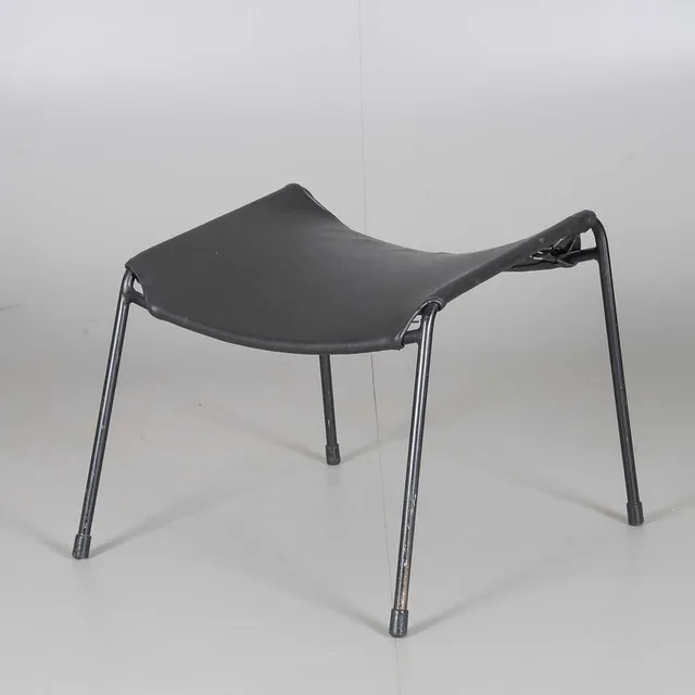 ALF SVENSSON. Fotpall, "Studio", Ljungs Industrier AB.