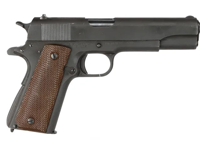 PISTOL, fabrikat Colt, modell 1911 A1, kaliber .45 ACP, tillv.nr 819116, se-nr begagnad.