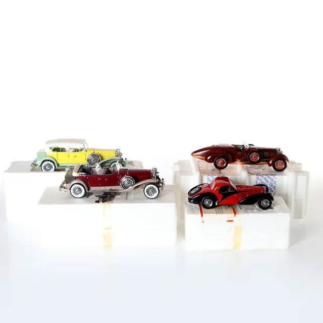 FRANKLIN MINT, MODELLBILAR, FYRA ST. Bl.a. Duesenberg.