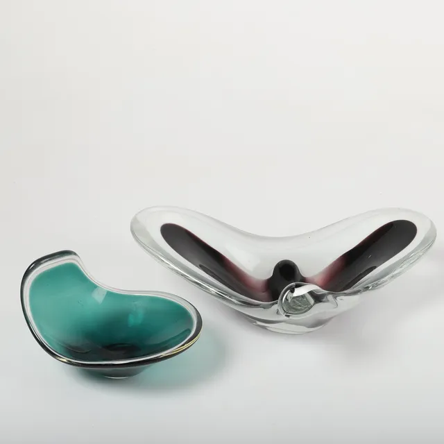 PAUL KEDELV. Skålar, 2 stycken, "Coquille", konstglas, Flygsfors.