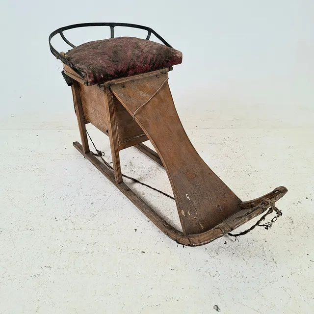 SLÄDE, tidigt 1900-tal.