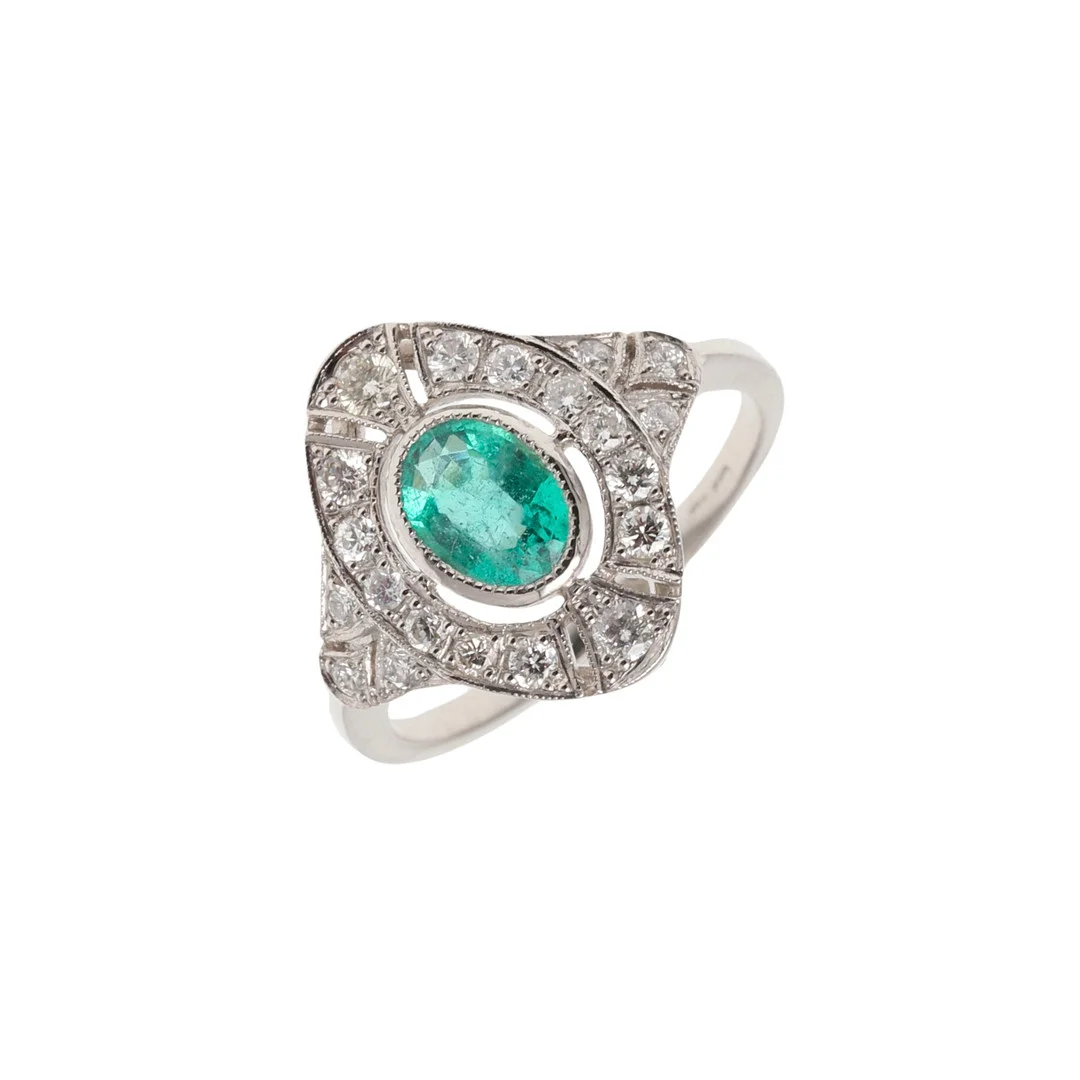 AN EMERALD AND DIAMOND CLUSTER RING. — Rings — Lawrences Auctioneers