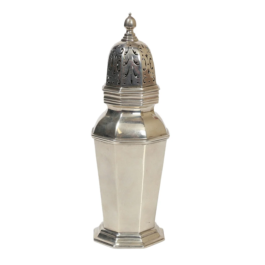 A GEORGE V SILVER SUGAR CASTOR. — Silver — Bishop & Miller