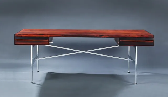 Illum Wikkelsø. Freestanding desk in veneered rosewood