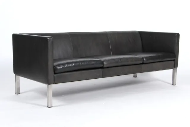 Erik Jørgensen. Three-seater sofa, leather, Model EJ 50-3K